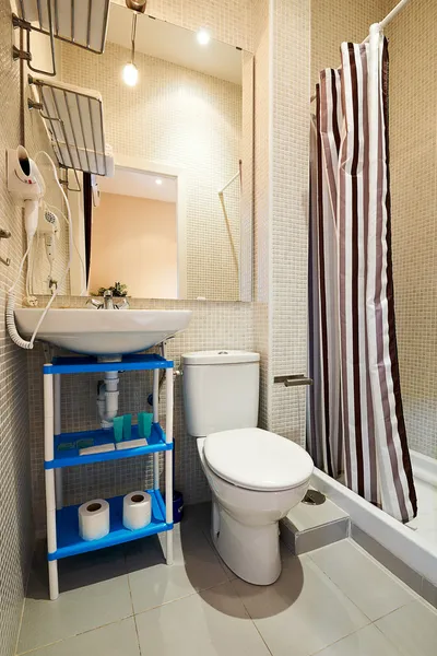 Интерьер: Ванная комната — стоковое фото