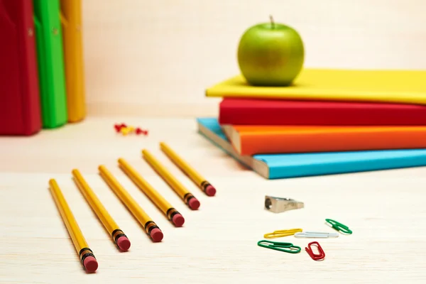 Terug naar School serie: school supplies — Stockfoto