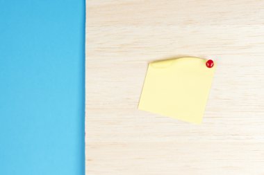 kopya alanı ve bir yapışkan ile ahşap boş başlık