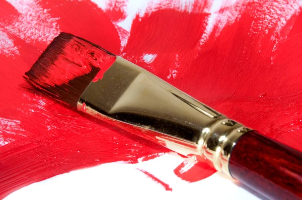 Pintura de pincel con rojo — Foto de Stock