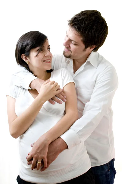 Jonge zwangere paar — Stockfoto
