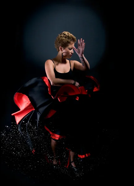 Portrait of beautiful young woman dancing flamenco splashing wat — Stock Photo, Image