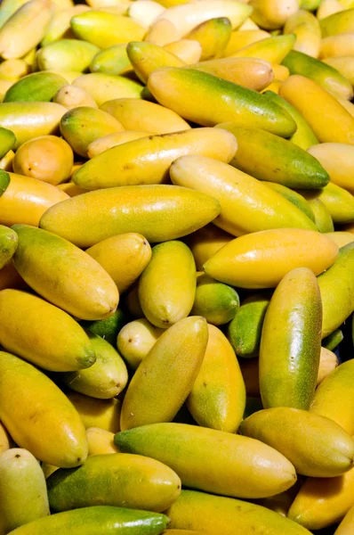 Tacso, exotische Früchte aus Südamerika — Stockfoto