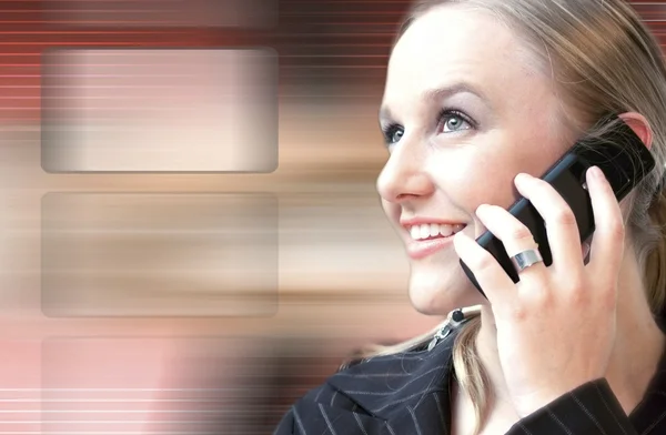 Kvinna på telefon högteknologiska — Stockfoto