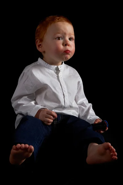 Schöner kleiner Junge — Stockfoto