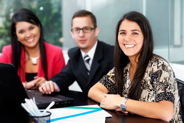 Grupo de negocios en la oficina —  Fotos de Stock