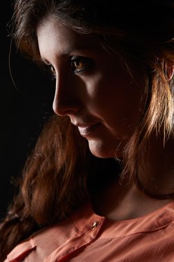 sanatsal kadın portresi