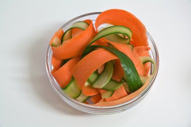 sebze ince şeritler.