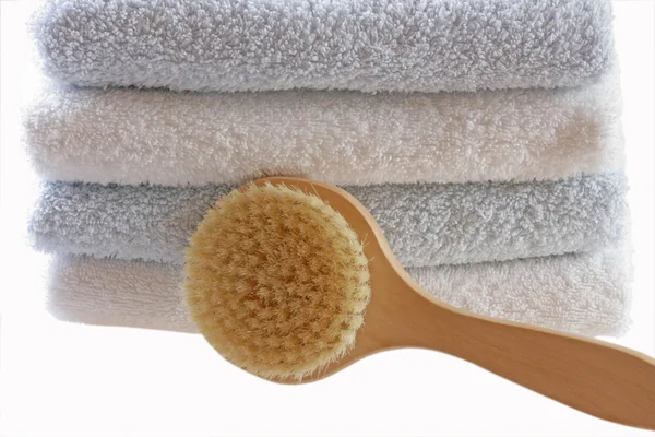 havlu ve vücut fırçası