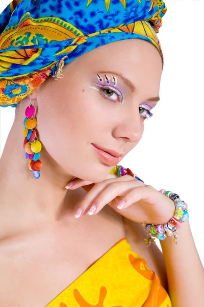 Mulher bonita com acessórios coloridos — Fotografia de Stock