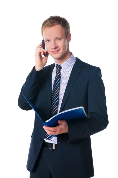 Stilig affärsman håller blå mapp med dokument och prata — Stockfoto
