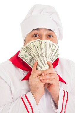 jamón op plaatfan beyaz üniforma giyen dolar tutan adam pişirmek