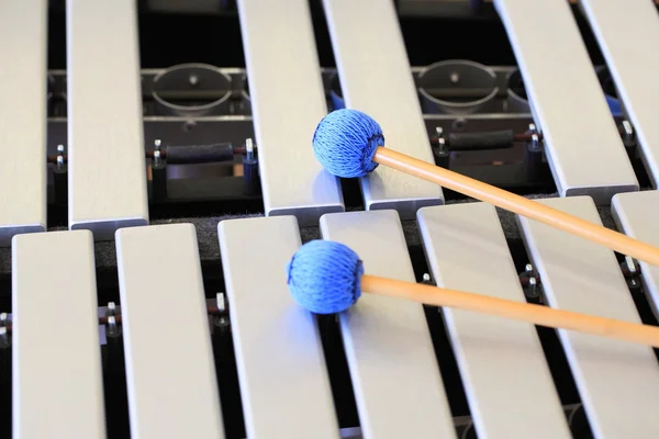 Клавиатура вибрафона с молотками — стоковое фото