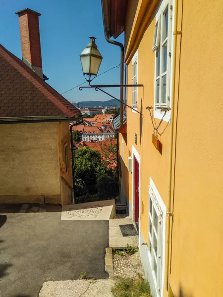Ljubljana Şehir Merkezinde Renkli Evleri Olan Güzel Tarihi Cadde Slovenya — Stok fotoğraf