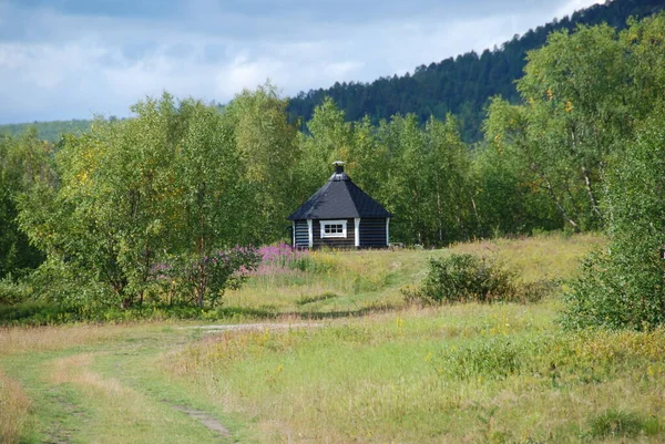 Una Piccola Capanna Legno Tipico Stile Sami Norvegia — Foto Stock