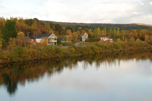 Karasjok Χωριό Αντανακλάται Ένα Ποτάμι Finnmark Νορβηγία — Φωτογραφία Αρχείου