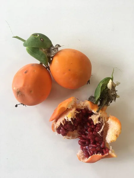 Orangene Frucht Eines Mburucuy Passiflora Caerulea — Stockfoto