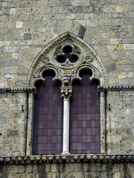 Detalj Fönstren Ett Palats Siena — Stockfoto