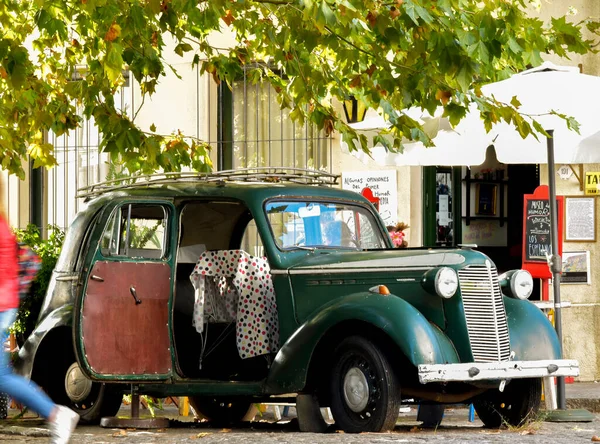 Colonia Del Sacramento的旧车 乌拉圭 — 图库照片