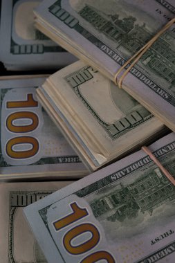 Bir deste Amerikan doları.