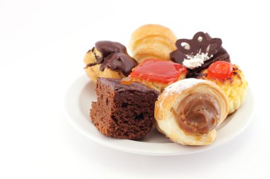 Platte mit süßen Konditorei