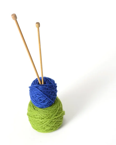 Bambu örgü iğne ve iplik