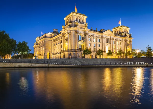 Reichstag, River Spree, Berlin — Stock Photo, Image
