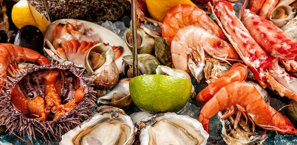 Un amestec de fructe de mare — Fotografie, imagine de stoc