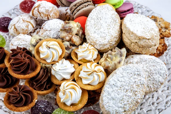 ekmek ve tatlı anlaşma masasında