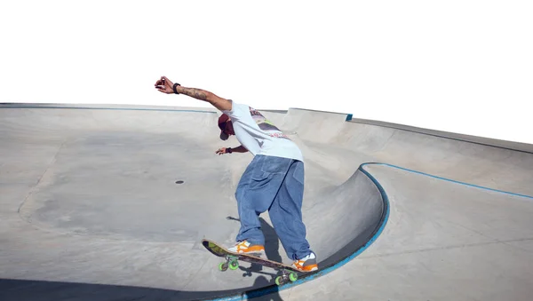 Skateboarder Fazendo Truque Isolado Fundo Branco — Fotografia de Stock