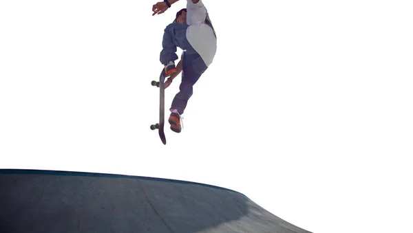 Skateboarder Haciendo Truco Aislado Sobre Fondo Blanco — Foto de Stock