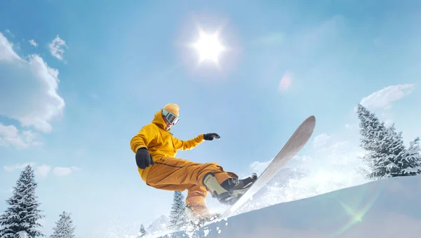 Snowboarder Azione Sport Invernali Estremi — Foto Stock