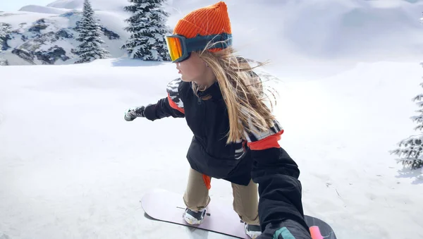 Rapariga Snowboarder Acção Esportes Inverno Extremos — Fotografia de Stock