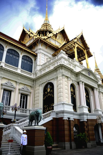 Storpalass bangkok thailand – stockfoto