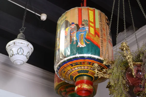 Målade kinesiska lantern — Stockfoto