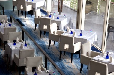 şık restoran Tablo ayarı