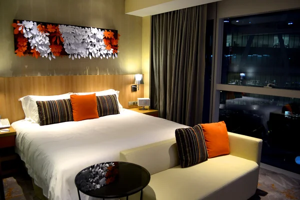 Спальня однокомнатная квартира отель — стоковое фото