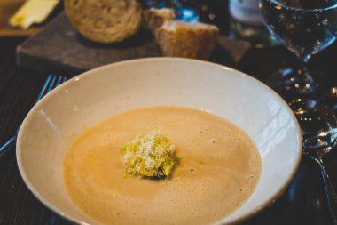 Kestane ve zencefil çorbası, kavrulmuş kestane