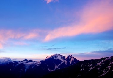 Dağların manzarası