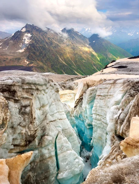 Schism in glacier — Stock Photo, Image