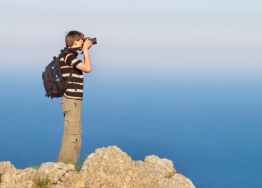 adam tepeden manzara fotoğrafçılığı