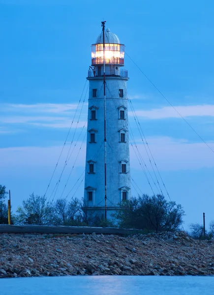 Il faro sulla spiaggia — Foto Stock