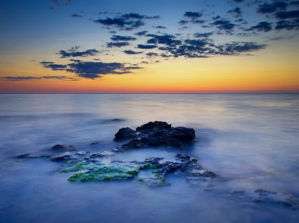 Яркий морской пейзаж — стоковое фото