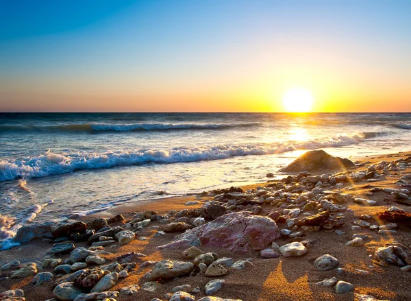 Solnedgången vid havet — Stockfoto