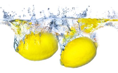 parlak sarı limon suyu