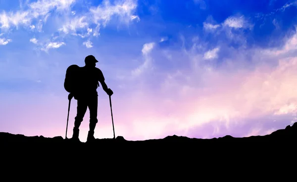 Silhouette of tourist — Stock Photo, Image