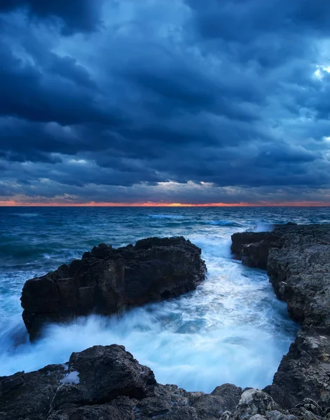 Deniz taşları ile — Stok fotoğraf