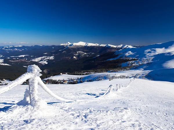 Colline innevate — Foto Stock