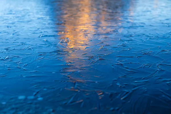 Замерзшее Озеро Отражения Поверхности Горы Время Рассвета Абстрактный Фон Детали — стоковое фото