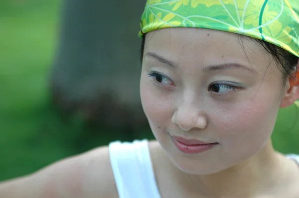 Kinesisk flicka - porträtt — Stockfoto